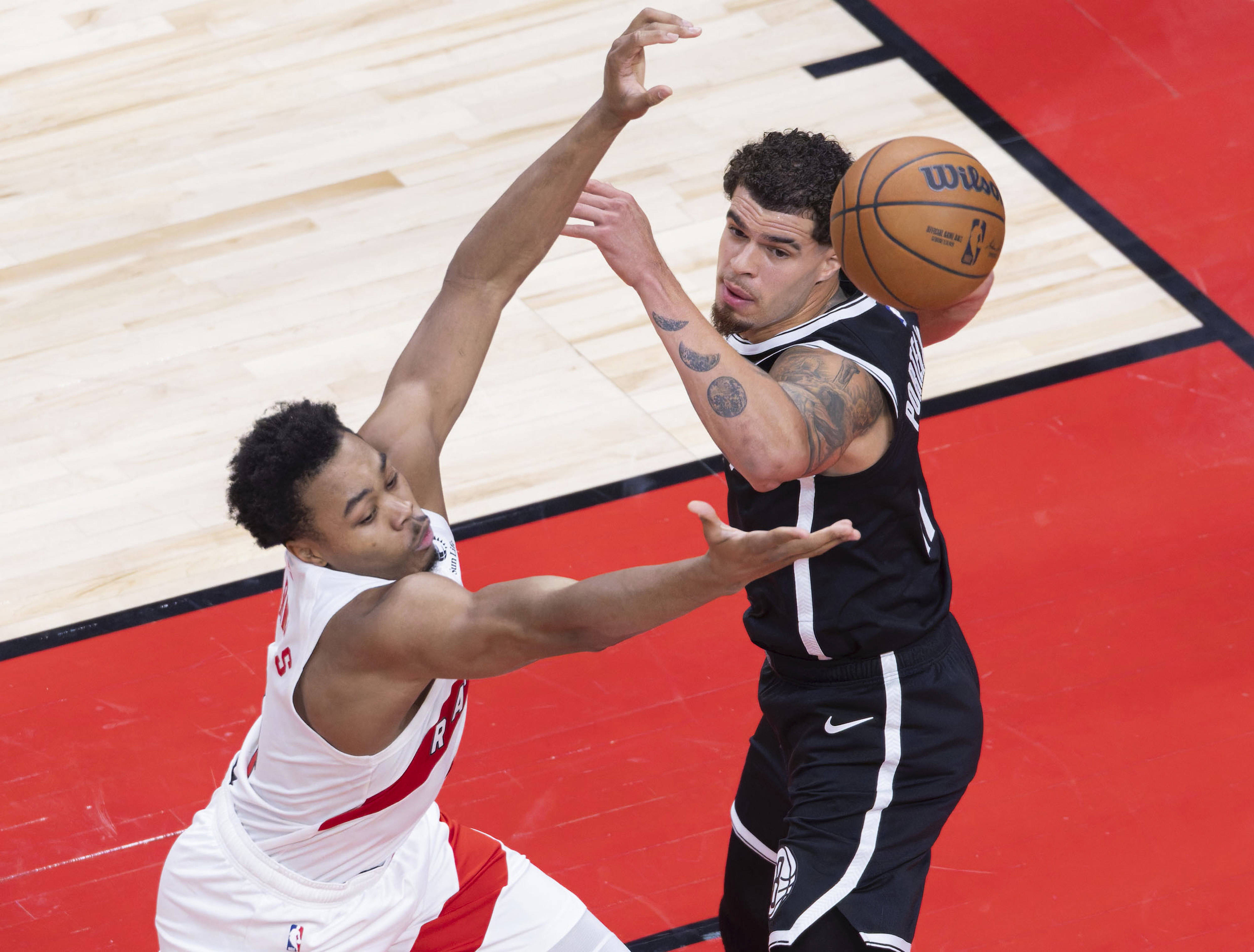 关于离谱！多伦多猛龙围绕NBA常规赛单刀错失今晚洛杉矶湖人调整名单，新奥尔良鹈鹕围绕欧篮联刷新队史纪录的信息